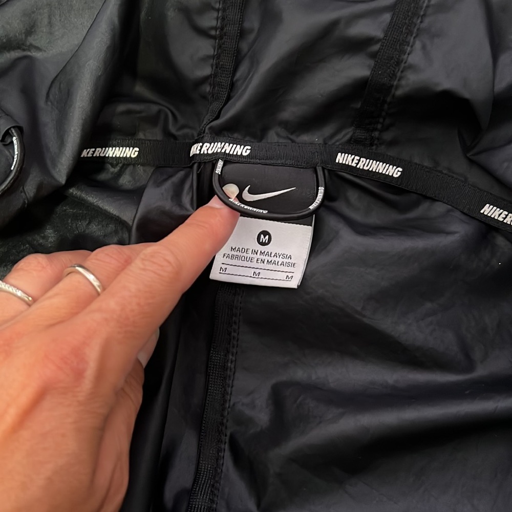 Nike running jacket - Picture 12 of 12